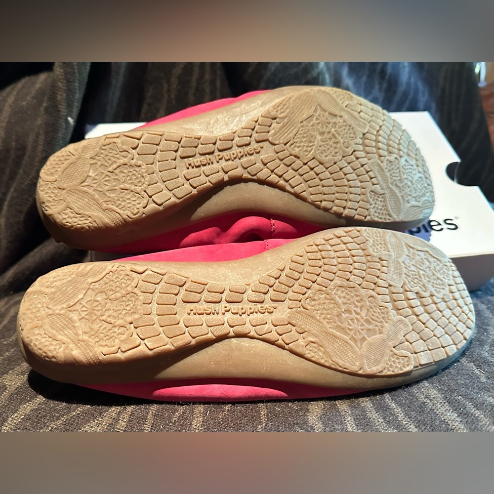 Hush Puppies Slip-On Pink Suede Flats - Picture 3 of 4